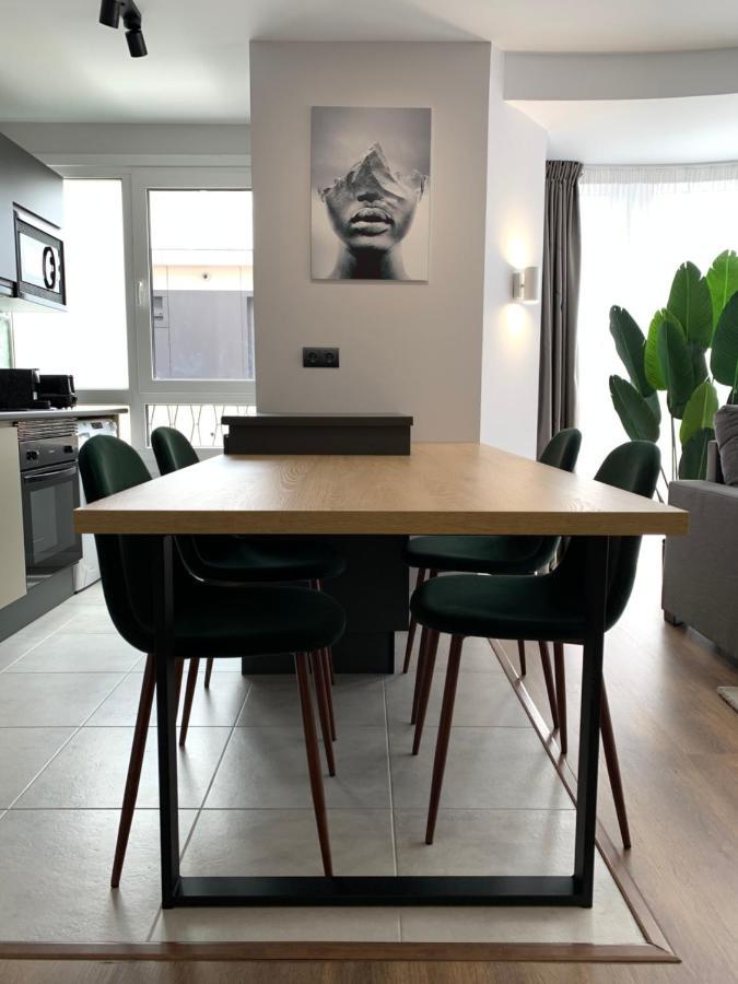 Bierzo Habita Apartments 蓬费拉达 外观 照片