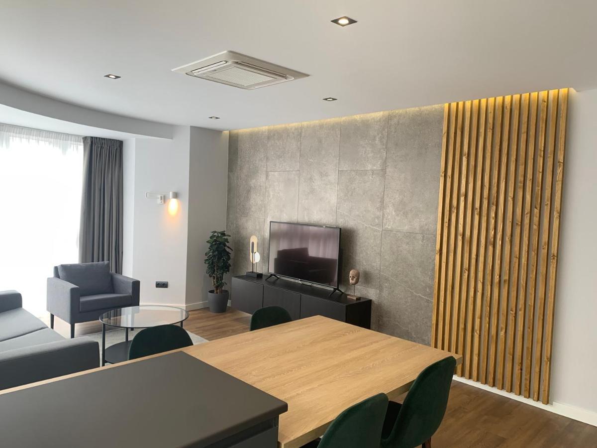 Bierzo Habita Apartments 蓬费拉达 外观 照片