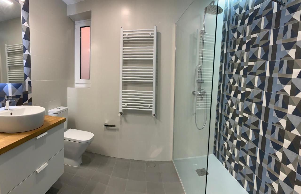Bierzo Habita Apartments 蓬费拉达 外观 照片