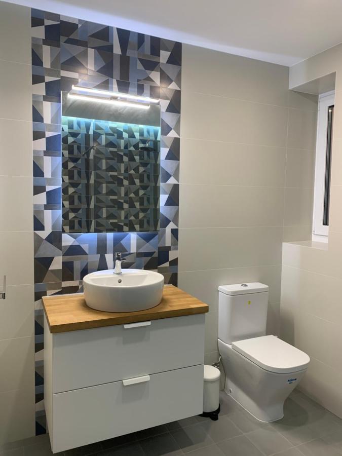 Bierzo Habita Apartments 蓬费拉达 外观 照片
