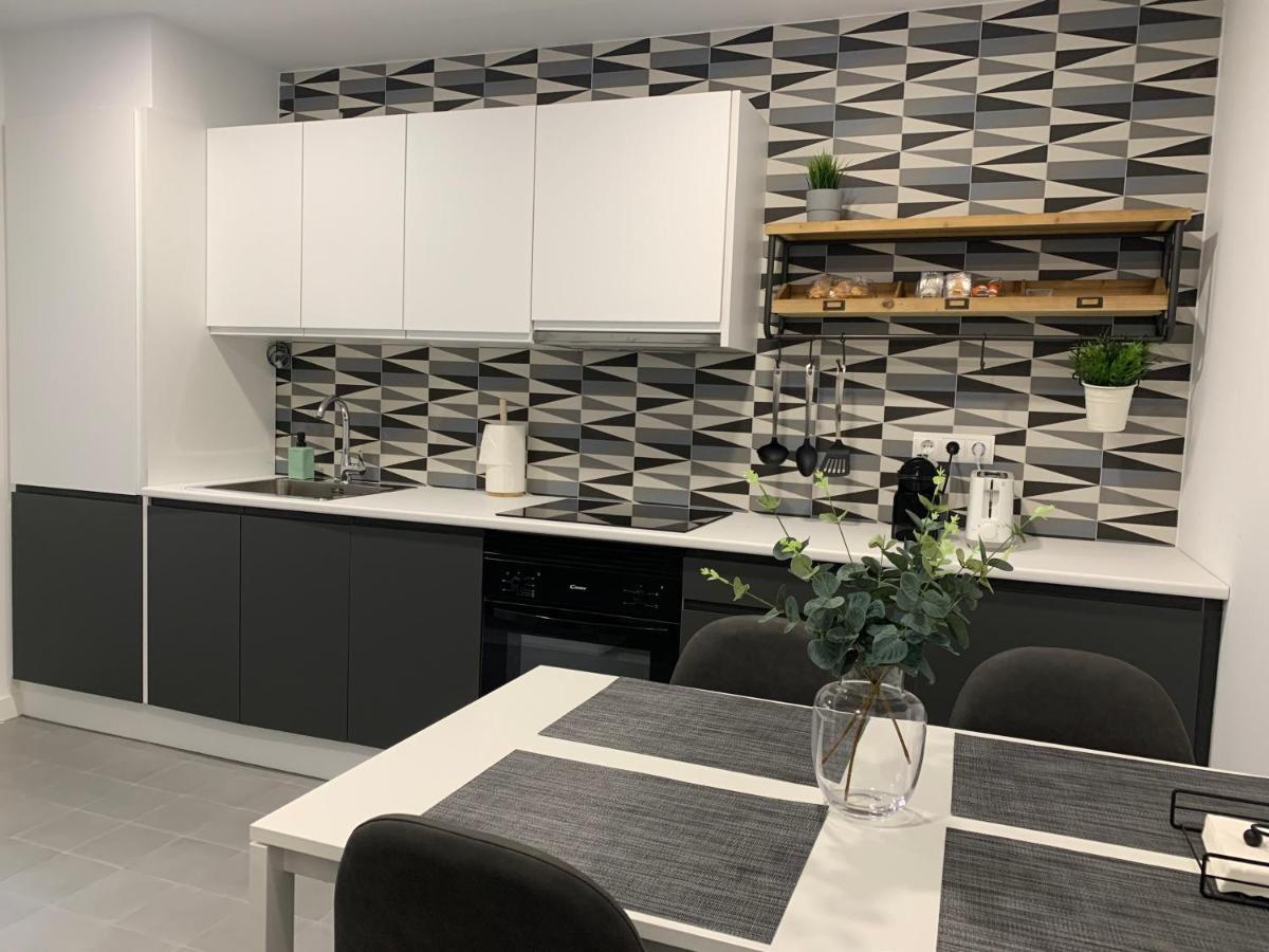Bierzo Habita Apartments 蓬费拉达 外观 照片