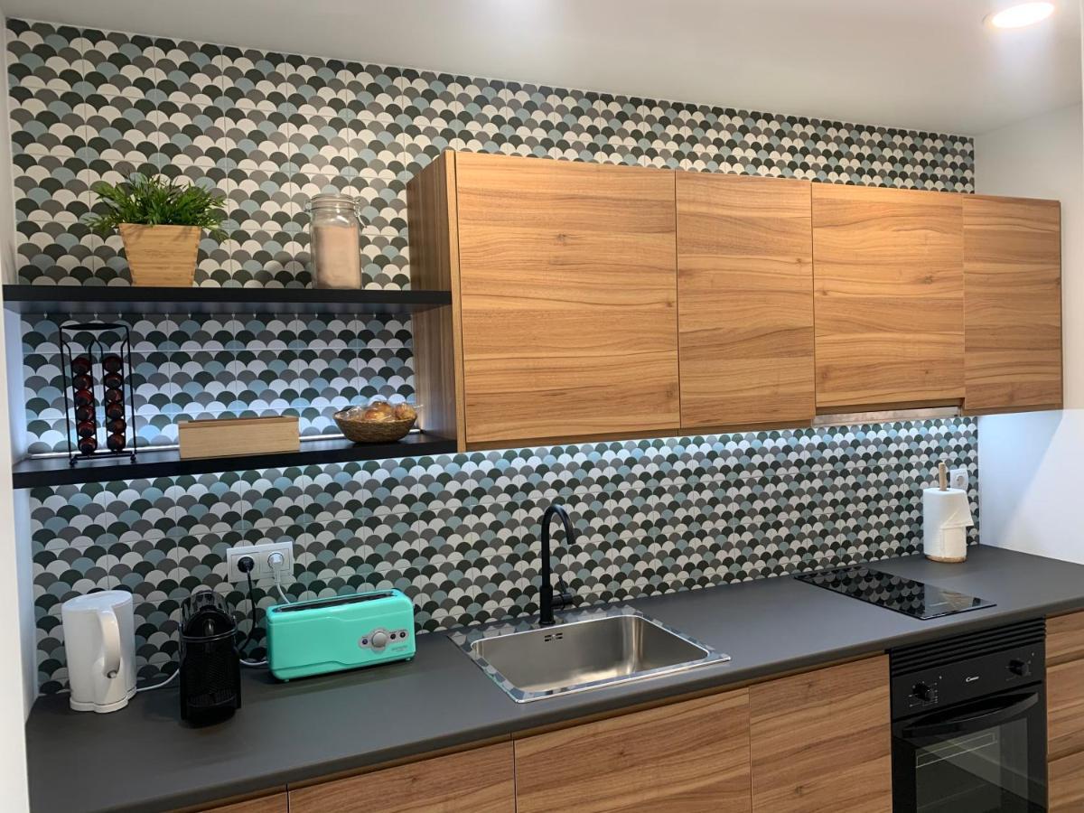 Bierzo Habita Apartments 蓬费拉达 外观 照片