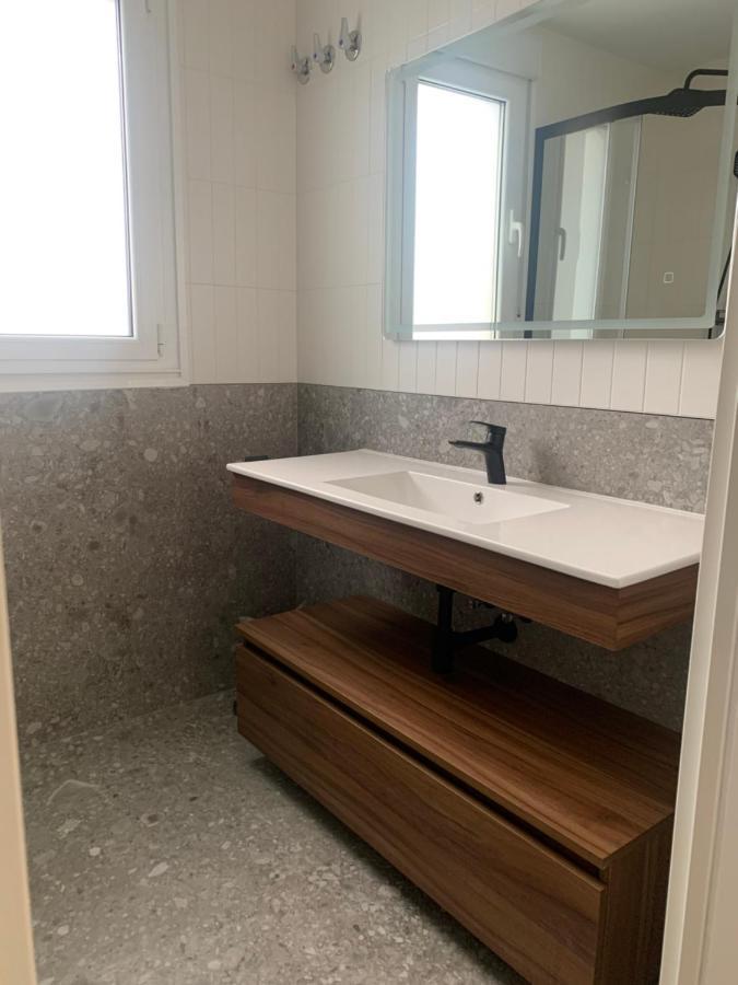 Bierzo Habita Apartments 蓬费拉达 外观 照片
