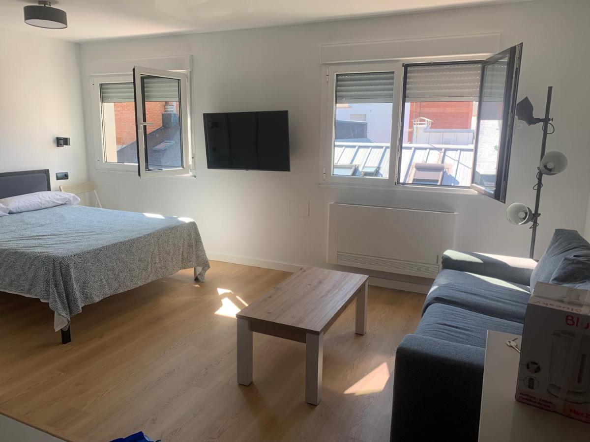 Bierzo Habita Apartments 蓬费拉达 外观 照片