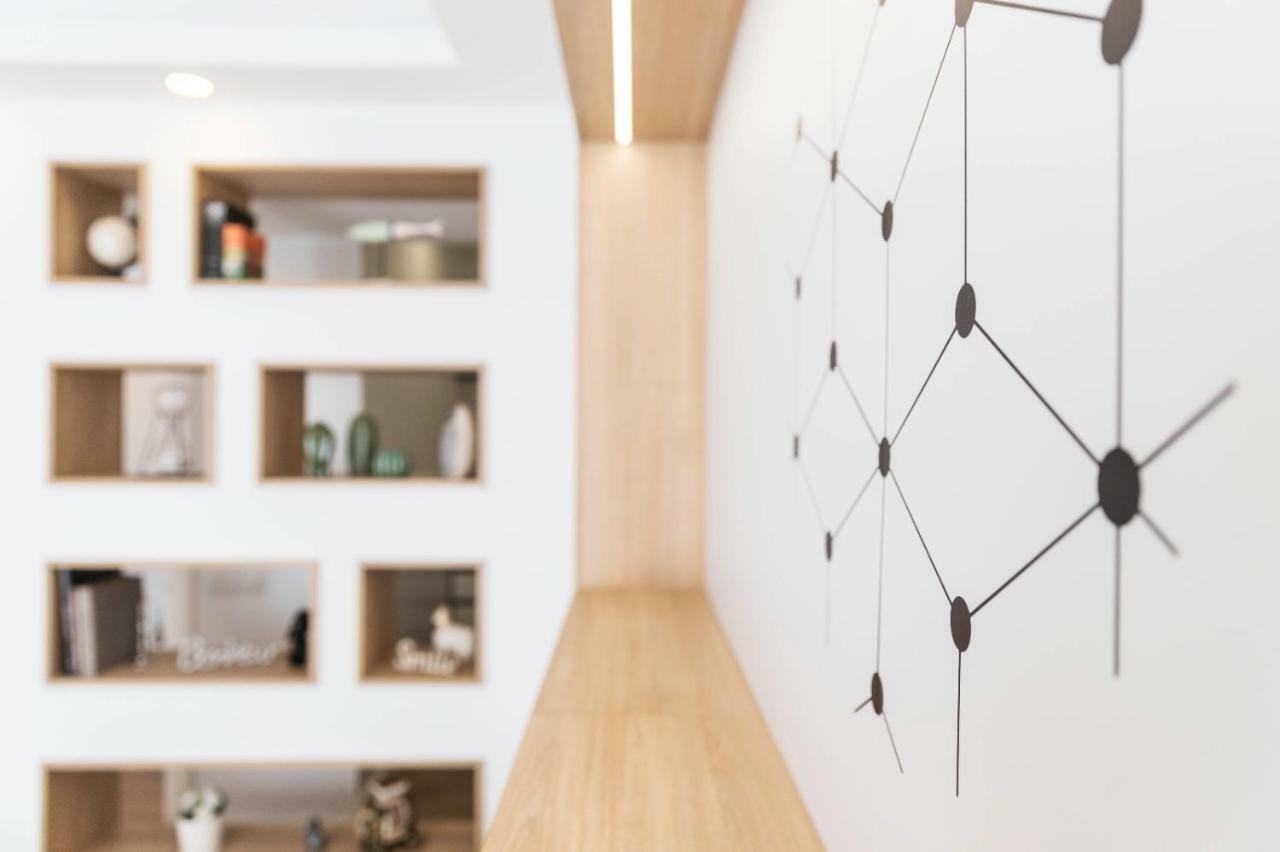 Bierzo Habita Apartments 蓬费拉达 外观 照片